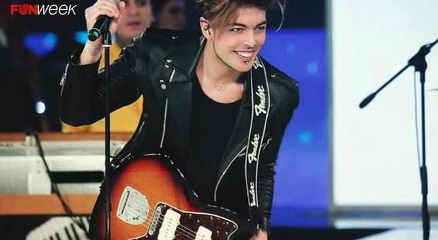 yilmazmylove91's tweet photo. Sei un mito per me auguri vita mia ❤ #HappyBDayStash https://t.co/FdNHKtaiwh