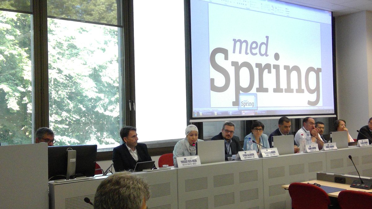 nina_azc's tweet photo. Meet Lynda Allouche (Algeria), winner of the #EUMEDHACK2016 by @AgoraMedSpring #MedSpringLegacy #innovation #ideas  @TheNext_Society https://t.co/VFQQUxCtq1