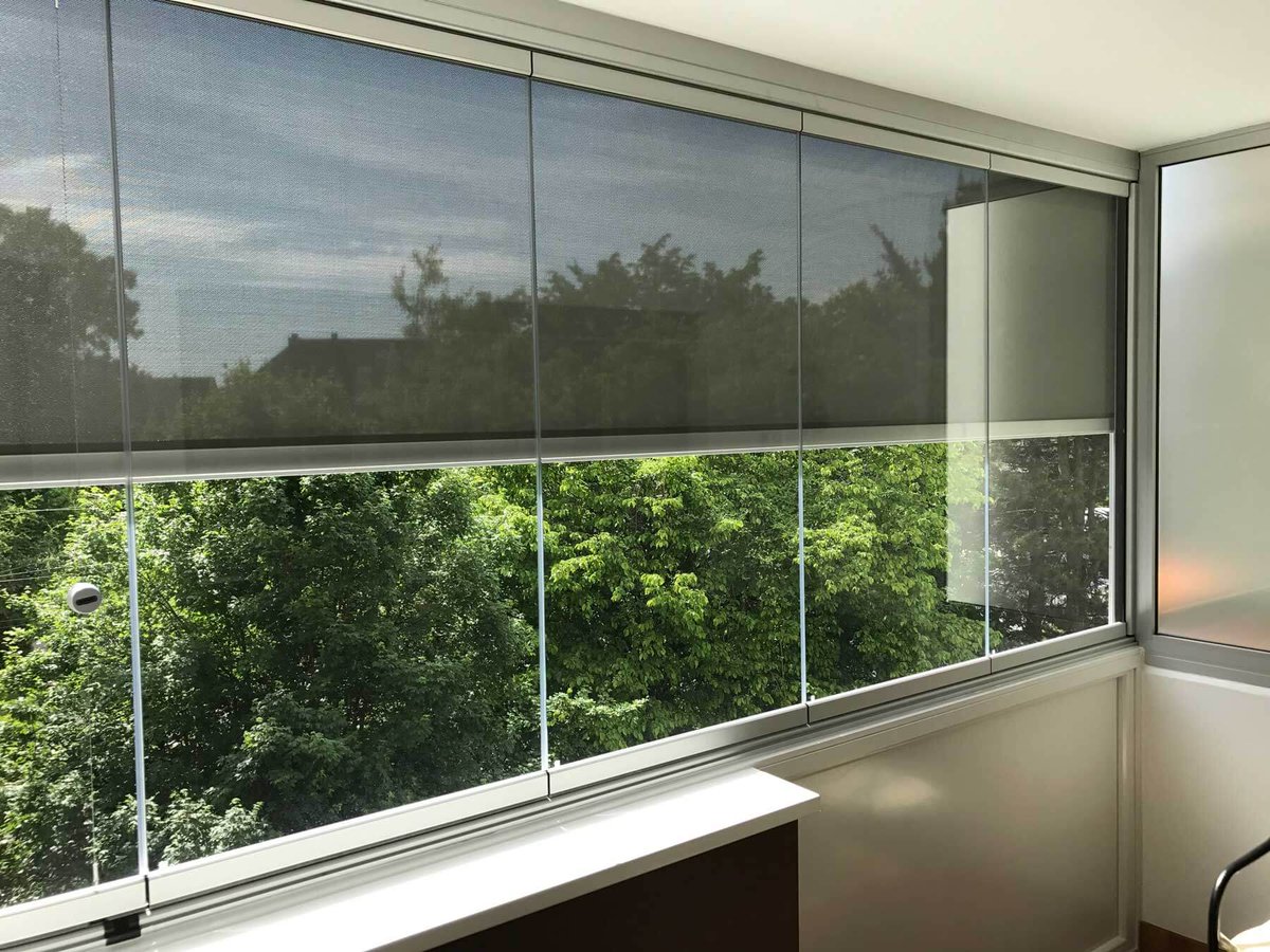 SchmidingerGmbH's tweet photo. Wind- und Wetterschutz mit einem Glasfaltelement von #Sunflex! Für die optimale Beschattung sorgt ein #Fixscreen. https://t.co/q8ww6YQJBu https://t.co/lgO5Wd9Z2f