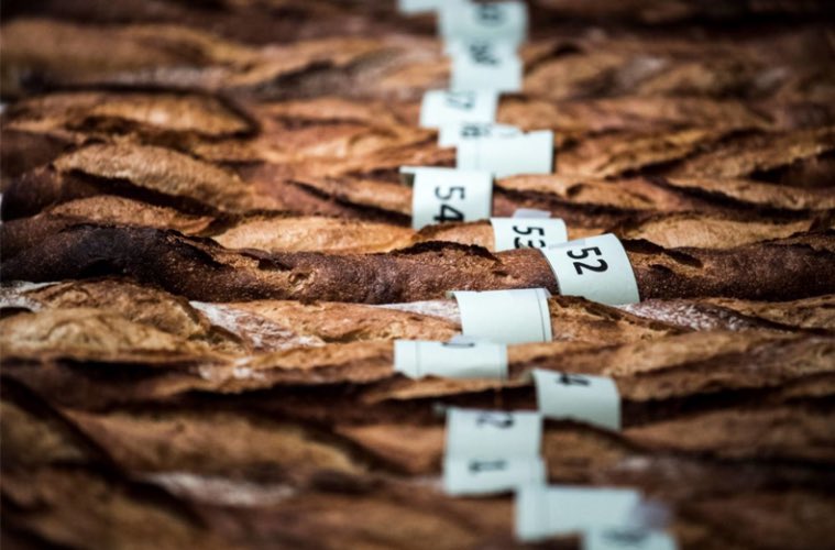 LA MEJOR BAGUETTE DEL MUNDO pesa 258 gramos y mide 60 cm. Te damos toda la info en pastryrevolution.es/noticias/la-me…