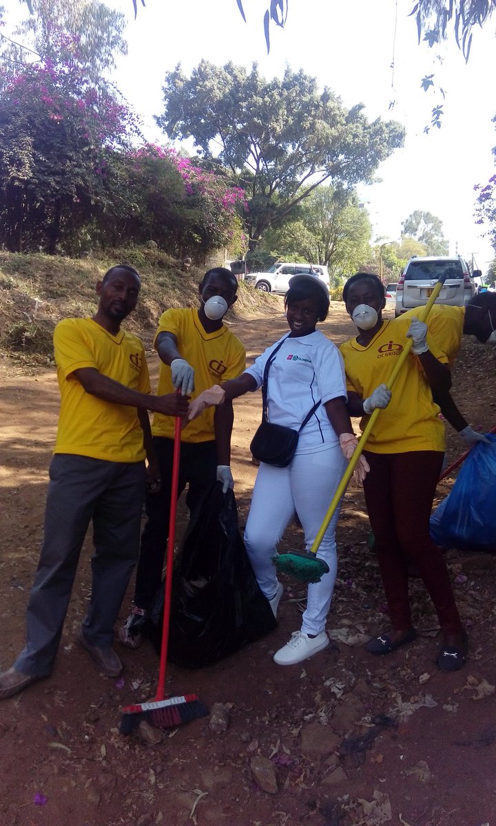 CICGroupPLC's tweet photo. #TeamCIC vs @UAPOldMutual who cleans better? #UpperHillCleanup https://t.co/t7mqxbfSVR
