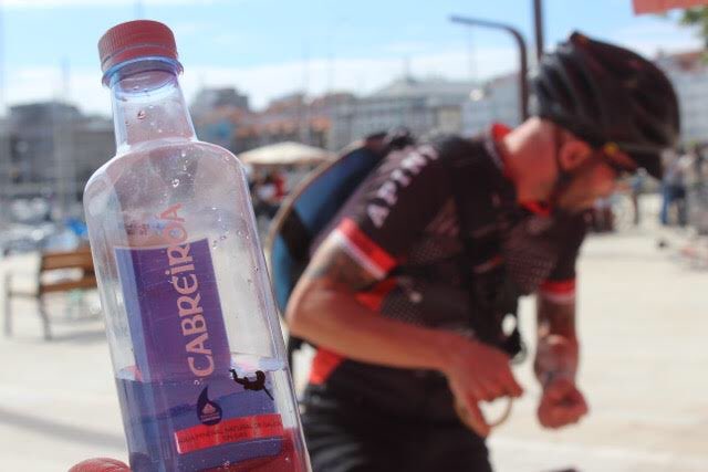 CIMB2017's tweet photo. Este finde disfrutamos del Campeonato Ibérico de Mensajeros Bici, #CIMB2017 :Deporte, sostenibilidad y diversión 😃 #messlife 
@cabreiroa https://t.co/4PfSE6nGjR