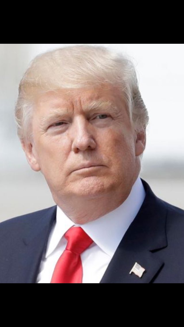 WaterdrinkerP's tweet image. We wachten vandaag natuurlijk allen op zijn historische woorden: &quot;Ich bin ein Hamburger!&quot;