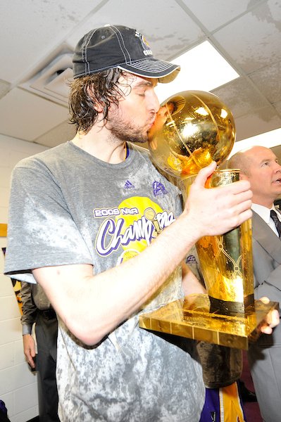 Join us in wishing two-time NBA champion Pau Gasol a happy birthday! 

PHOTO GALLERY »  