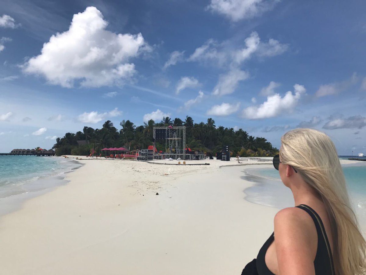 World Travel Awards (@wtravelawards) on Twitter photo The lovely Amiee from the #WTA team overlooking the set construction for the Indian Ocean Gala Ceremony hosted tomorrow at the <a href="/Vilu_Reef/">Sun Siyam Vilu Reef</a> The lovely Amiee from the #WTA team overlooking the set construction for the Indian Ocean Gala Ceremony hosted tomorrow at the <a href="/Vilu_Reef/">Sun Siyam Vilu Reef</a>