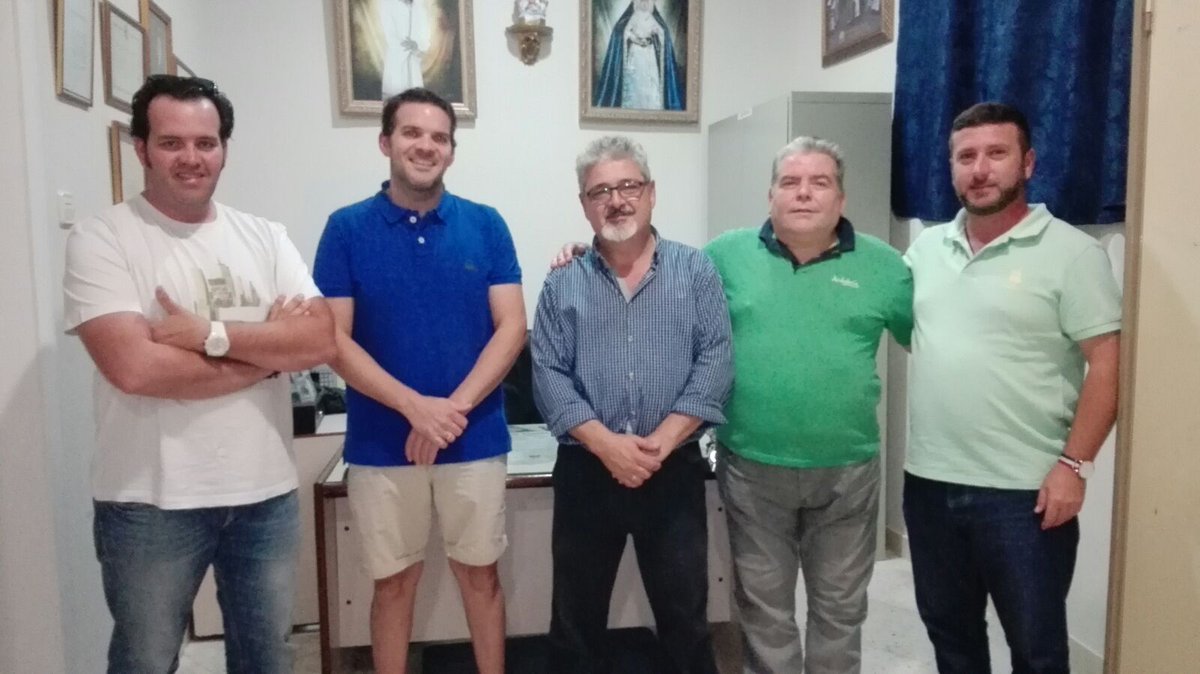 TresCaidasArcos's tweet photo. MÁS NOTICIAS!!
Un año más tras @RedencionJerez en la tarde - noche del Jueves Santo Jerezano de la próxima Semana Santa del 2018
GRACIAS!! https://t.co/HGxHn0xCzF