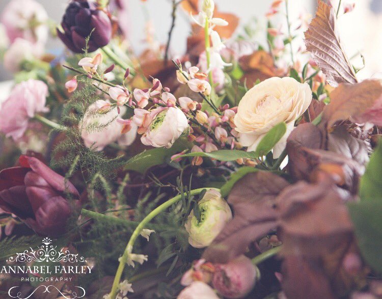 Enjoyed styling &amp; coordinating this styled shoot at North End Barns with <a href="/newburywedding1/">newburyweddings</a> <a href="/AnnabelFarley1/">Annabel Farley Photo</a> <a href="/crystalhireltd/">Crystal Hire</a> @MartAndThMagpie