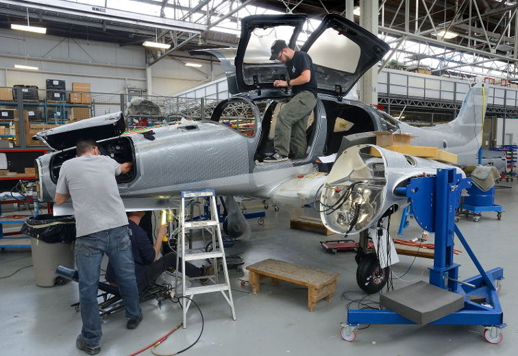 Trillium Network for Advanced Manufacturing (@trilliummfg) on Twitter photo Aircraft maker to hire 100 in <a href="/CityofLdnOnt/">City of London</a> to produce 7-seater aircraft, via <a href="/LFPress/">London Free Press</a> <a href="/LondonEDC/">LondonEDC</a> @InvestOntario lfpress.com/2017/06/27/air… Aircraft maker to hire 100 in <a href="/CityofLdnOnt/">City of London</a> to produce 7-seater aircraft, via <a href="/LFPress/">London Free Press</a> <a href="/LondonEDC/">LondonEDC</a> @InvestOntario lfpress.com/2017/06/27/air…