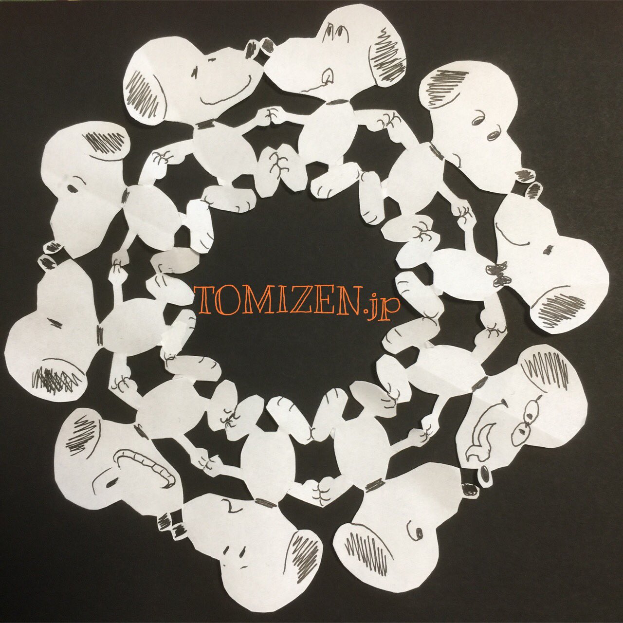文房具のトミゼン 公式 切り絵 その2 スヌーピー切り絵をやってみました そのままでもかわいいかな と思ったけど 色んな表情をつけて見ました スヌーピー ピーナッツ 切り紙 切り絵 ディズニー 夏休み工作 折り紙 トミゼン 名古屋