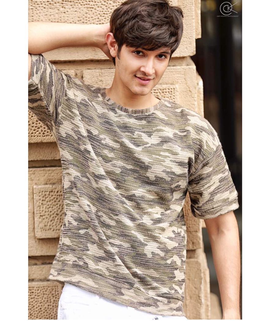 Doesn't #RohanMehra look like a perfect 'Chocolate Boy'?