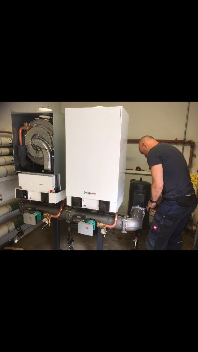 BelmontHeating's tweet photo. Finished!  @ViessmannUK boilers with Low Loss Header.
#Quality #BigJobs #SmallJobs #AllJobs https://t.co/44LGfgNHyf