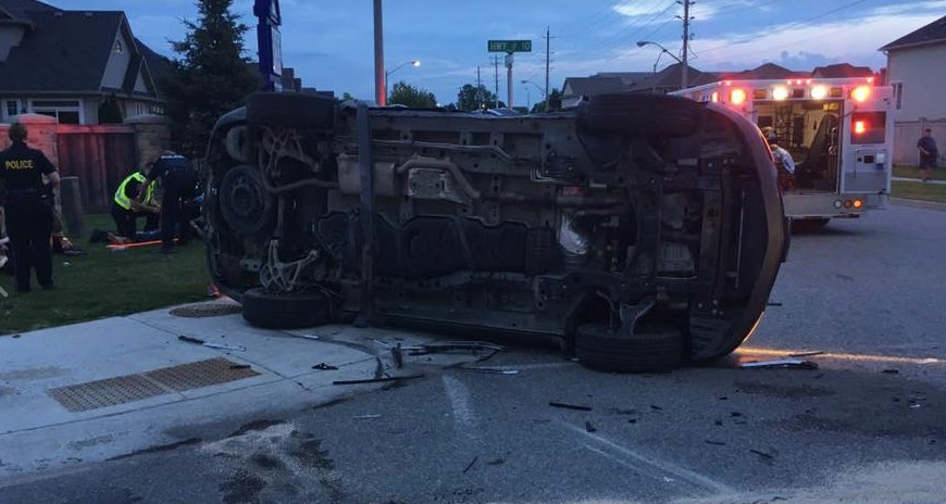 OvilleBanner's tweet photo. Four patients were taken to hospital after a two-vehicle crash near a Shelburne intersection on Thursday night. https://t.co/opFYzL8bci https://t.co/lMla7Cw0NF