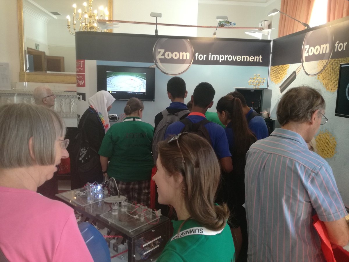 RS_Zoom's tweet photo. No room for movement at Zoom for Improvement @royalsociety #summerscience! Pop down to learn about catalysis with @UCLChemistry @ChemistryCU https://t.co/eGcbce0nAS