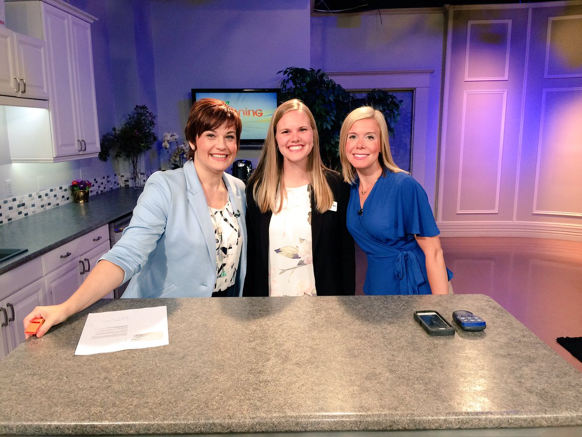 CTVYMAtlantic's tweet photo. Such fun testing the #ocean knowledge of @HeidiPCTV and @AlyseHandCTV with Meghan @DiscoveryCntr today! https://t.co/VaLDrH8Vuc