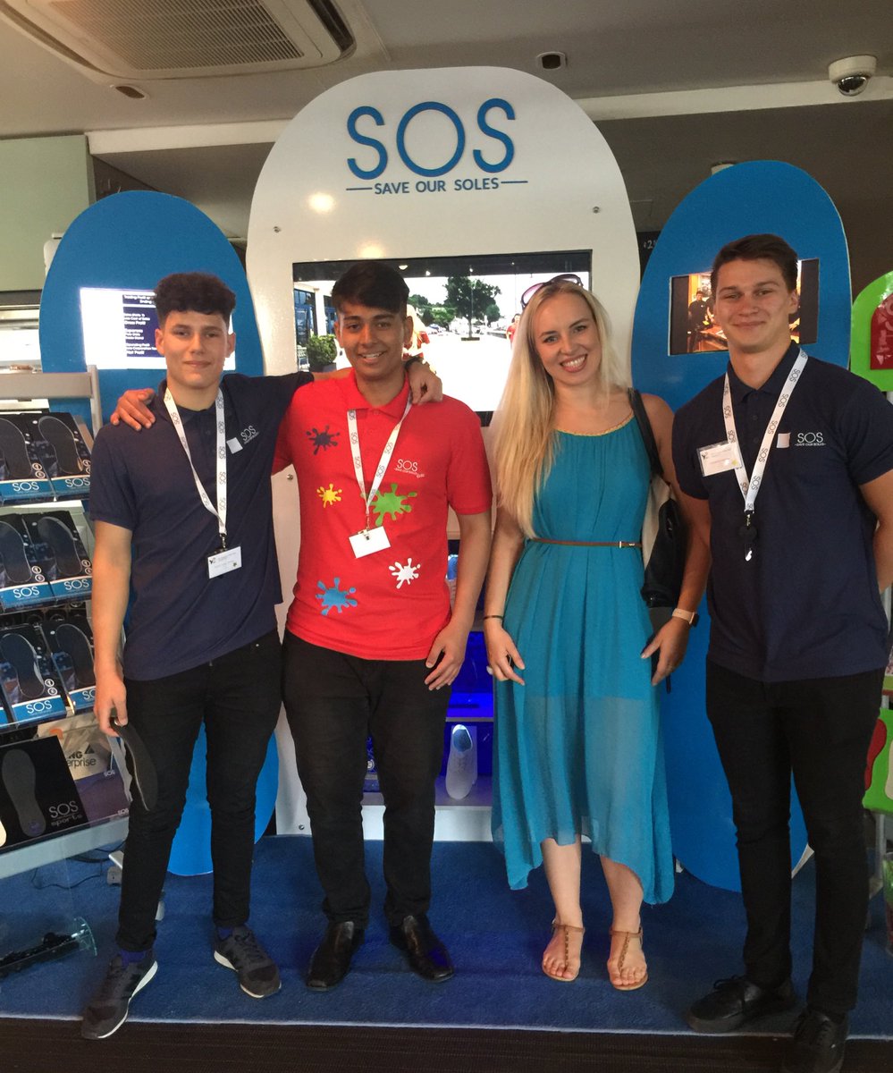 Great energy and enthusiasm by young #entrepreneurs <a href="/saveoursolesye/">Save Our Soles</a> at #YEFinal2017 - such an #innovative idea! Congrats on your win! 👏🏼👏🏼