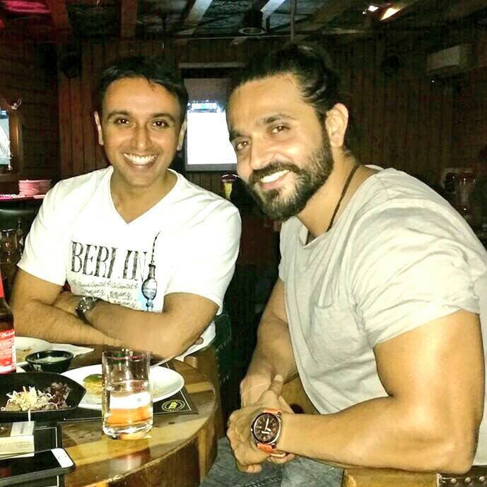 Good evening #ashishians #new #picture of <a href="/ashish30sharma/">Aashiesh Sharrma</a> with <a href="/drumbeatsofeden/">Dr. Vineet Aggarwal</a>