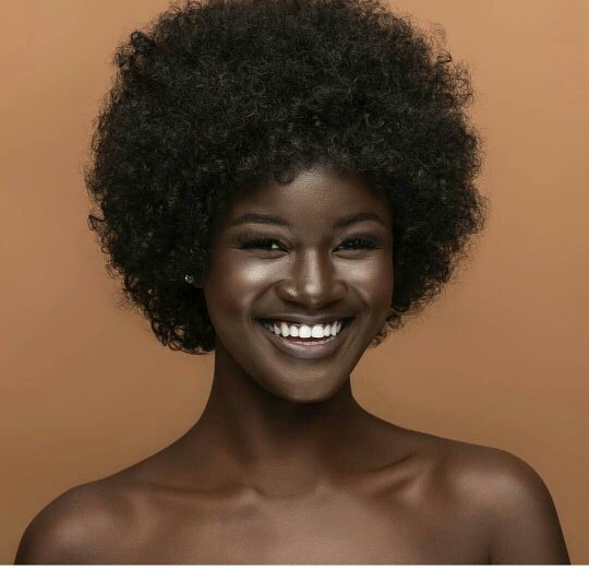 TAMAproducts's tweet photo. Thank God it's Friday! Who else is looking forward to a #fun #weekend?
#repost @melaniin.goddess  #skingoals #naturalbeauty https://t.co/expicDtOad