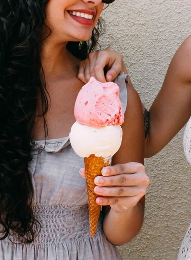 Poppa_Heladeria's tweet photo. El mejor complemento de un #Helado es una #Sonrisa 💗🍦 #Valencia #PoppaLovers #Helados #merengadas #iceCream https://t.co/X2eD2W7mYK