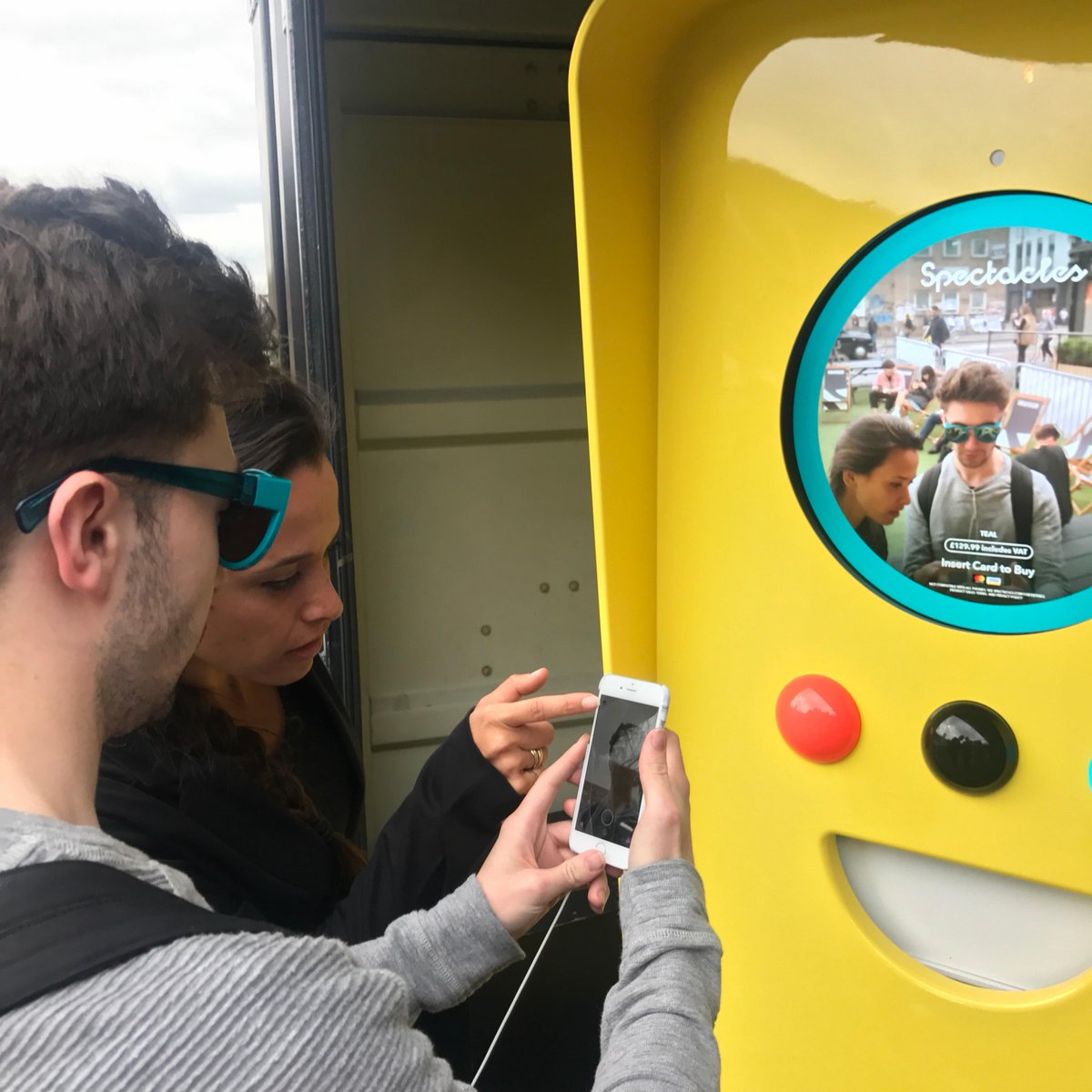 ContentCal_io's tweet image. Call us Sherlock - we found a #snapbot 💪 #snapbotlocations