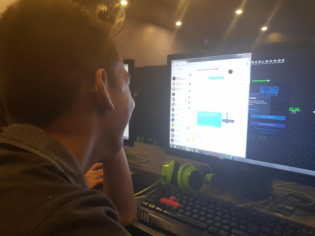 ShalomBeWithYou's tweet image. Kawawa naman &apos;tong tropa ko, kumakapit na lang sa backread.

#SadReactsOnly