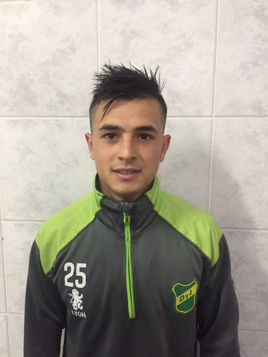 ClubDefensayJus's tweet photo. Bienvenido Andrés Cubas a Defensa y Justicia @adriancubas5 https://t.co/baImh3iMaa