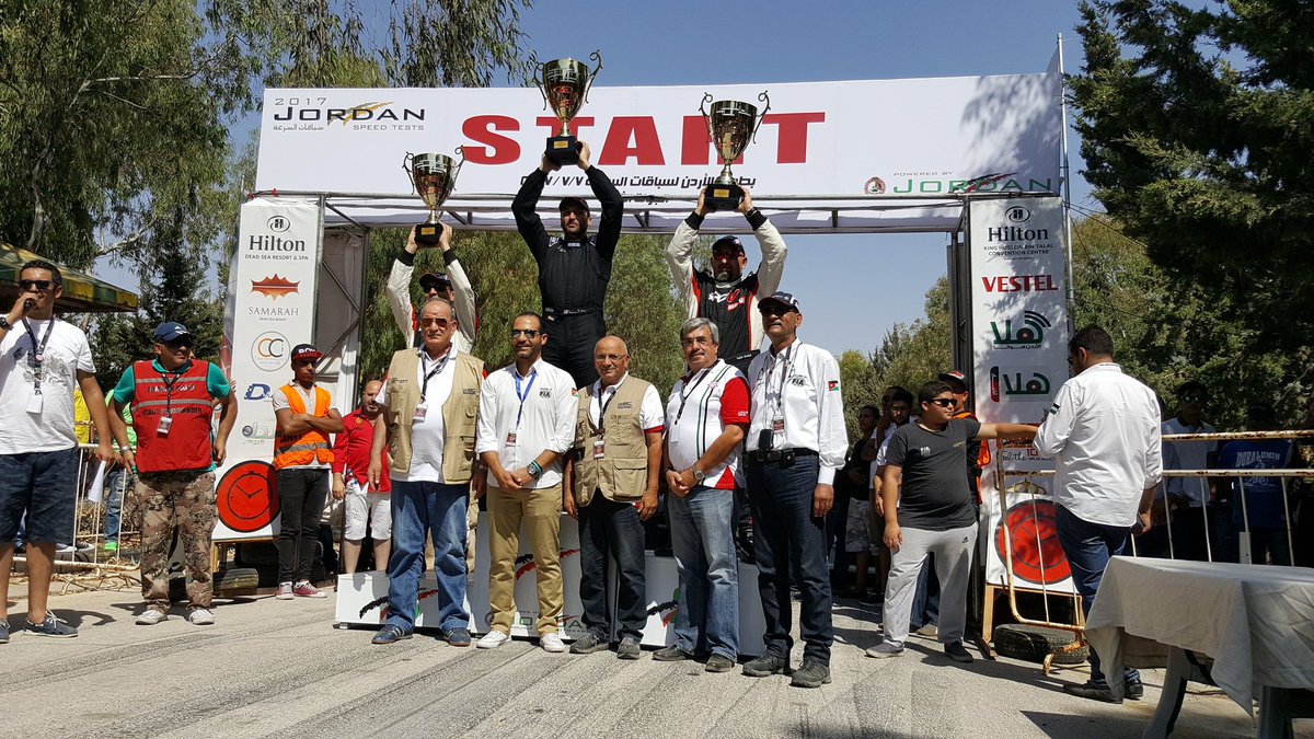 MotorsportJo's tweet photo. الف مبروك للابطال الفائزين
بالمركز الاول- حسام سالم
بالمركز الثاني- غيث وريكات
بالمركز الثالث- ايمن النجار
#MotorSportJo
#SpeedTestJo https://t.co/VKx27h2JgU