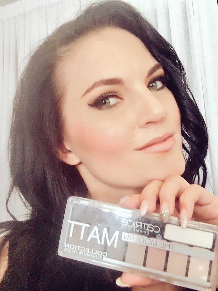 DuJurandi's tweet photo. Get the look from @CatriceSA💄 @TammyTaylor @MrsSAPageant 2017 #CATRICEmrssa #sheisbonafide #TammyLifestyle https://t.co/uDpAjXAnVb