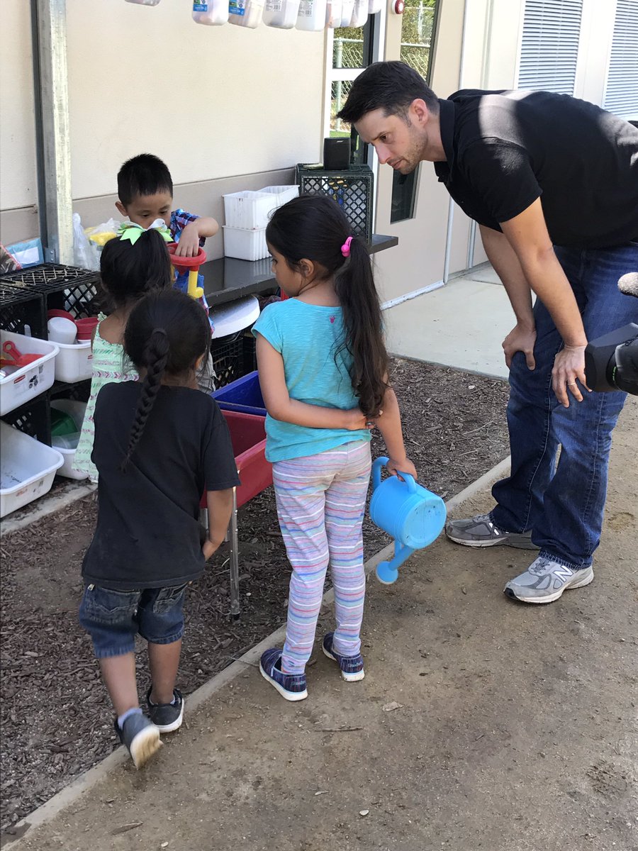 Fun day interviewing <a href="/EducareSV/">EducareSiliconValley</a> teacher Pedro Sousa &amp; watching the magic of learning. What a great classroom and engaged, inquisitive kids!