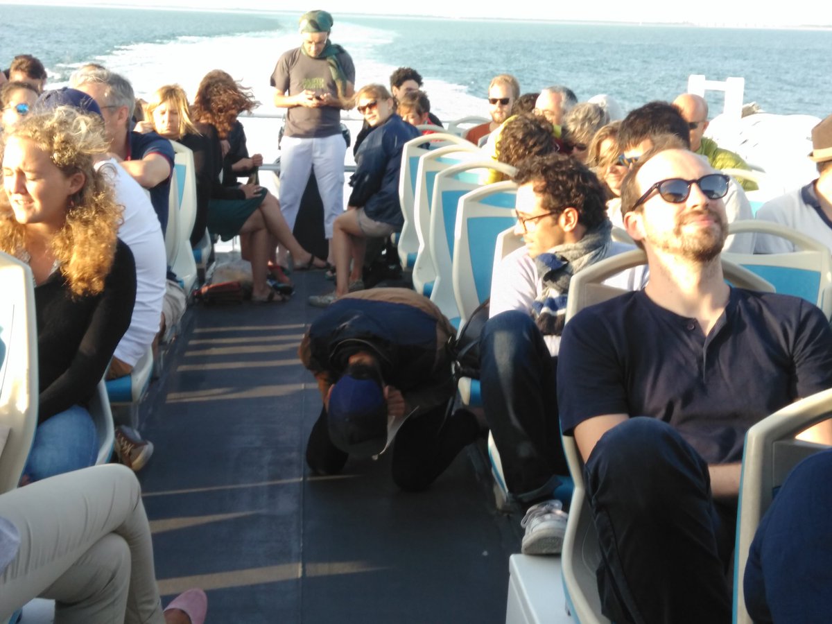 TFallope's tweet photo. Go pour la fête du vent à l'île d'Yeu!  Notre sax ténor à 2j pour se remettre avant la traversée retour
@OT_IledYeu #feteduvent #fanfare https://t.co/NTxRPByhgA