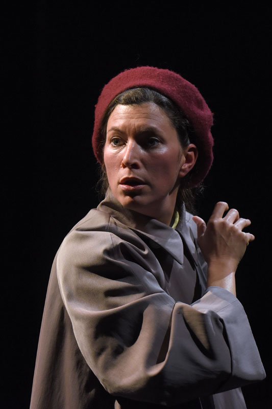 Le #OFF2017 ça commence aujourd'hui ! Découvrez le personnage de Vivian Maier au <a href="/11_avignon/">11Avignon</a>. Bande-annonce : crwd.fr/2sy1J6W