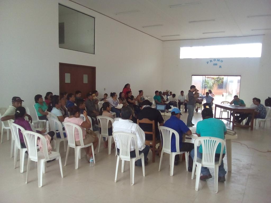 JoseChuvem's tweet photo. Asamblea extraordinaria de #IndígenasUrbanosSC #APISACS #CANOB #Guaraníes en la casa grande #CIDOB https://t.co/kJ4XHu6Ata