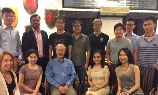 CompFinanceCMU's tweet image. #MSCFAlumni met with Steve Shreve at @Beerfest_SG. Thanks to #Singapore Chapter Head, Alroy Koh for coordinating #ShreveTakesAsia