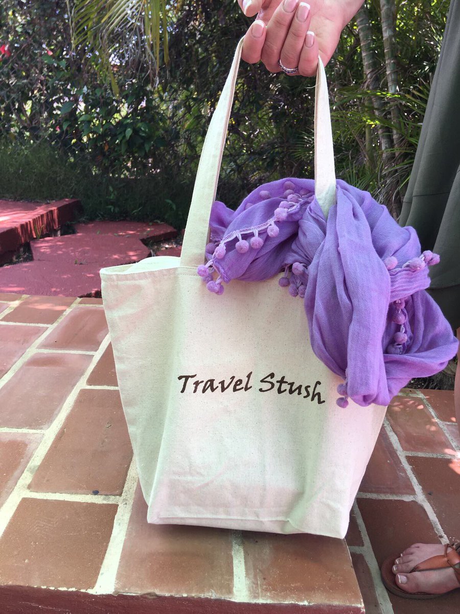 TravelStush's tweet photo. It's Friday!! Remember...Travel Stush!! Let's go!! #airbnb #havana #travelstush https://t.co/P41g9NzUYa