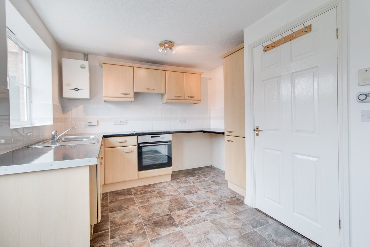 NEW PROPERTY NOW FOR SALE ON QUEENS PARK - £85,000 TO £90,000 GUIDE PRICE #doncasterisgreat #forsale #property #DN12 #estateagent