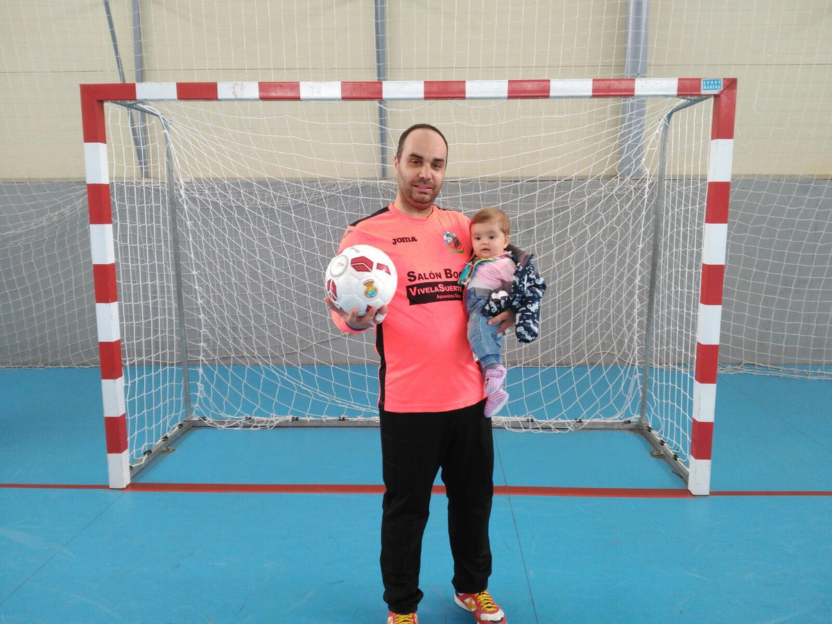 Deporte CLM (@deporteclm) on Twitter photo Entrevista a Rubén García (<a href="/elrubengg/">ruben garcia</a>), portero del <a href="/FS_GERINDOTE/">F.S.GERINDOTE</a>
deporteclm.com/?p=14459 Entrevista a Rubén García (<a href="/elrubengg/">ruben garcia</a>), portero del <a href="/FS_GERINDOTE/">F.S.GERINDOTE</a>
deporteclm.com/?p=14459