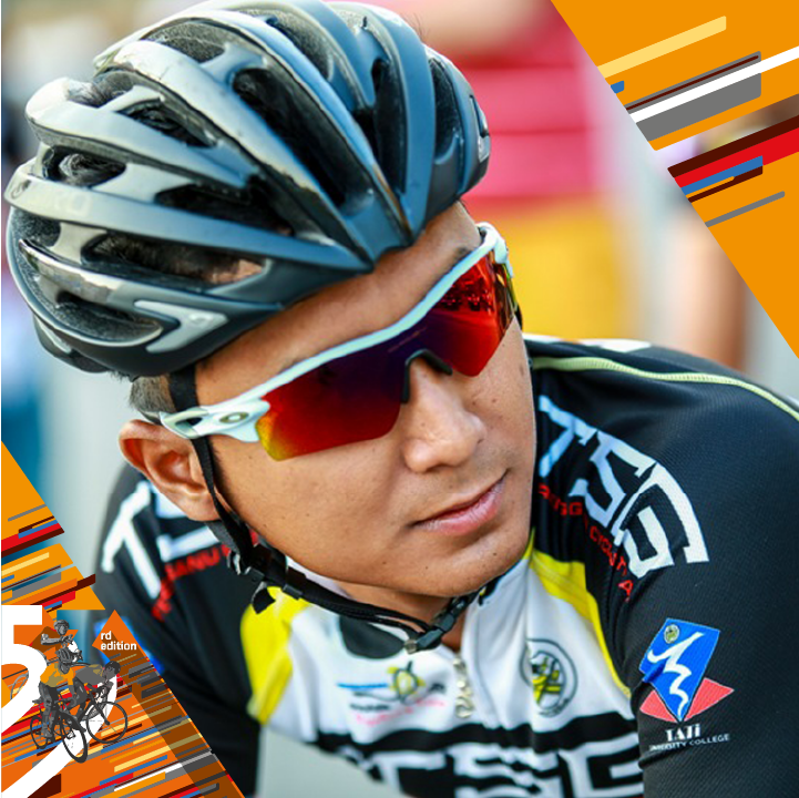 MOHAMMED ADIQ HUSAINIE OTHMAN is a Malaysian professional racing cyclist, currently riding for Terengganu Cycling Team. #jelajahmalaysia2017