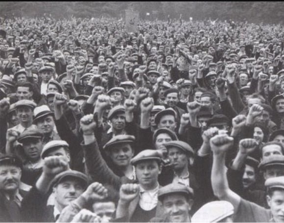 Les luttes syndicales vous souhaitent d'excellents congés payés.
Du fond du cœur, merci.
