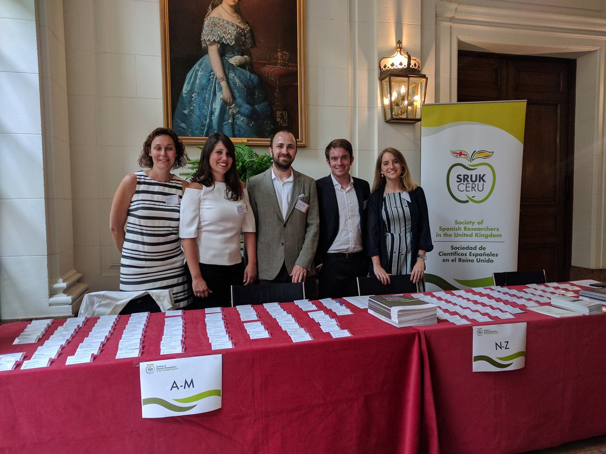 The registration desk is ready to receive the attendees of the #SRUK2017 at <a href="/EmbSpainUK/">Embassy of Spain UK</a> Let's start the #5yearsSRUK celebration!!