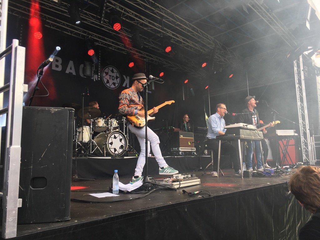 MC_svanevik's tweet photo. #bakkefest https://t.co/soIAO3tv0x