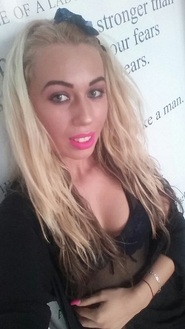 Just a quick selfie before I love in <3 #selfie #european #digital #camgirls https://t.co/n7972BO0F0<a href="/tag/digital"class="tags"><span>#digital</span></a><a href="/tag/european"class="tags"><span>#european</span></a><a href="/tag/camgirls"class="tags"><span>#camgirls</span></a>