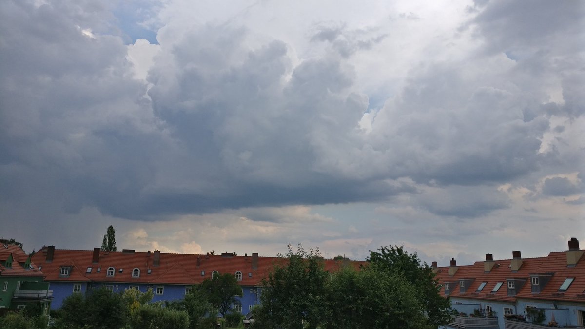 Pino1808's tweet image. Ich habe auch den Himmel schön. 
#oneplus3 #oneplustech