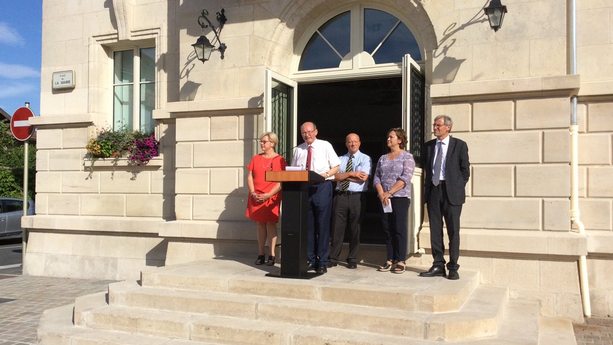 🚧 Fin des travaux d'accessibilité de la mairie de Witry-les-Reims accompagnés par 178 785 € de fonds État (DETR). Visite par @YvesDetraigne