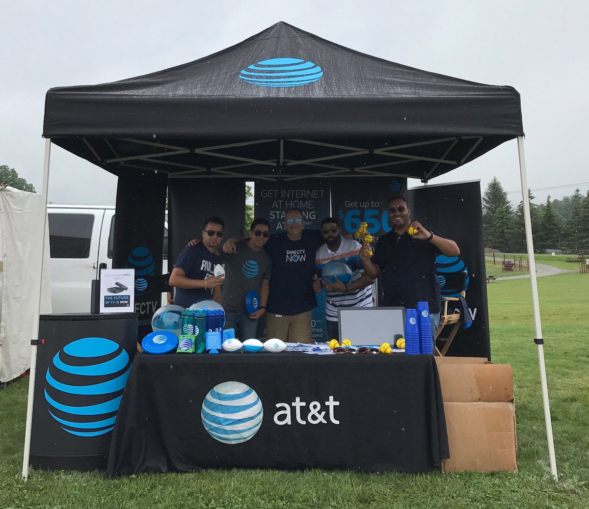 Team Heat clearing out the rain &amp; Representin' at Poughkeepsie Balloon Festival!! #GillPower #TeamHeat