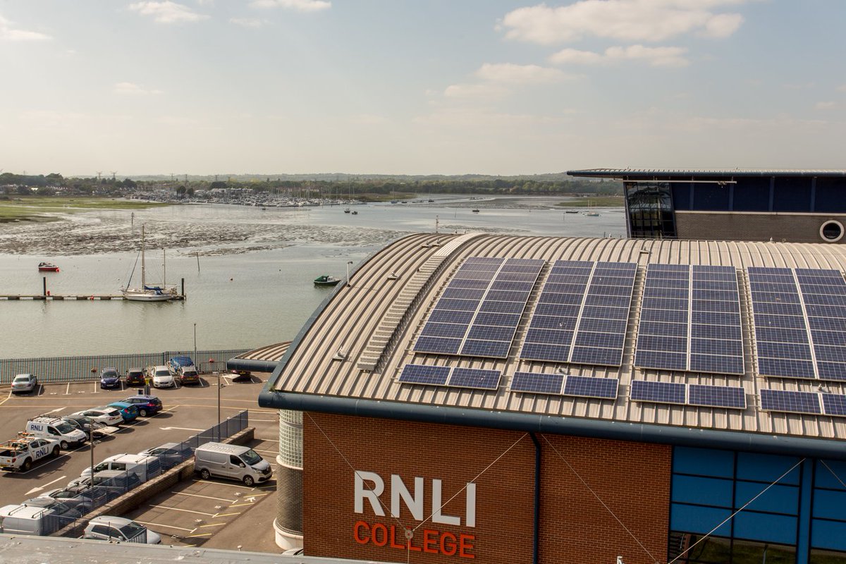 F4F_Network's tweet photo. Read @energeticstory about how @RNLI are saving lives and
protecting the environment. https://t.co/abdSJqx93B  #CEF17 #PoweringTogether https://t.co/rbMfz6vBXX