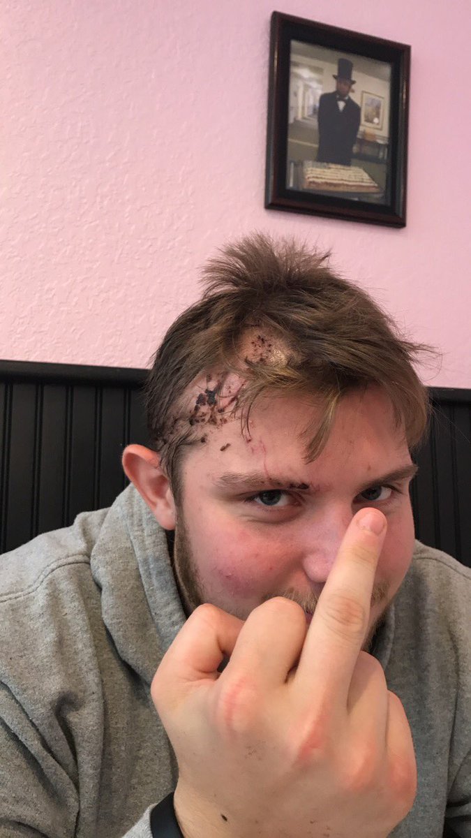 ric_claire_drip's tweet photo. Barber: whatchu want?
Robby: make me look like I crashed my car
Barber: I gotchu fam https://t.co/ymRvcA5p0a