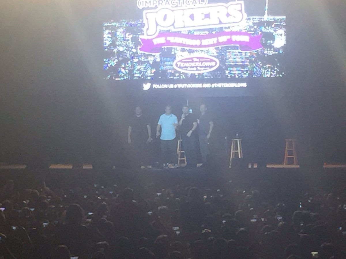 salgirlforever's tweet photo. Another thing I can check off of my bucketlist😍 I’m so happy😁 @jamessmurray @BQQuinn @salvulcano @Joe_Gatto https://t.co/oScDTV4AZa