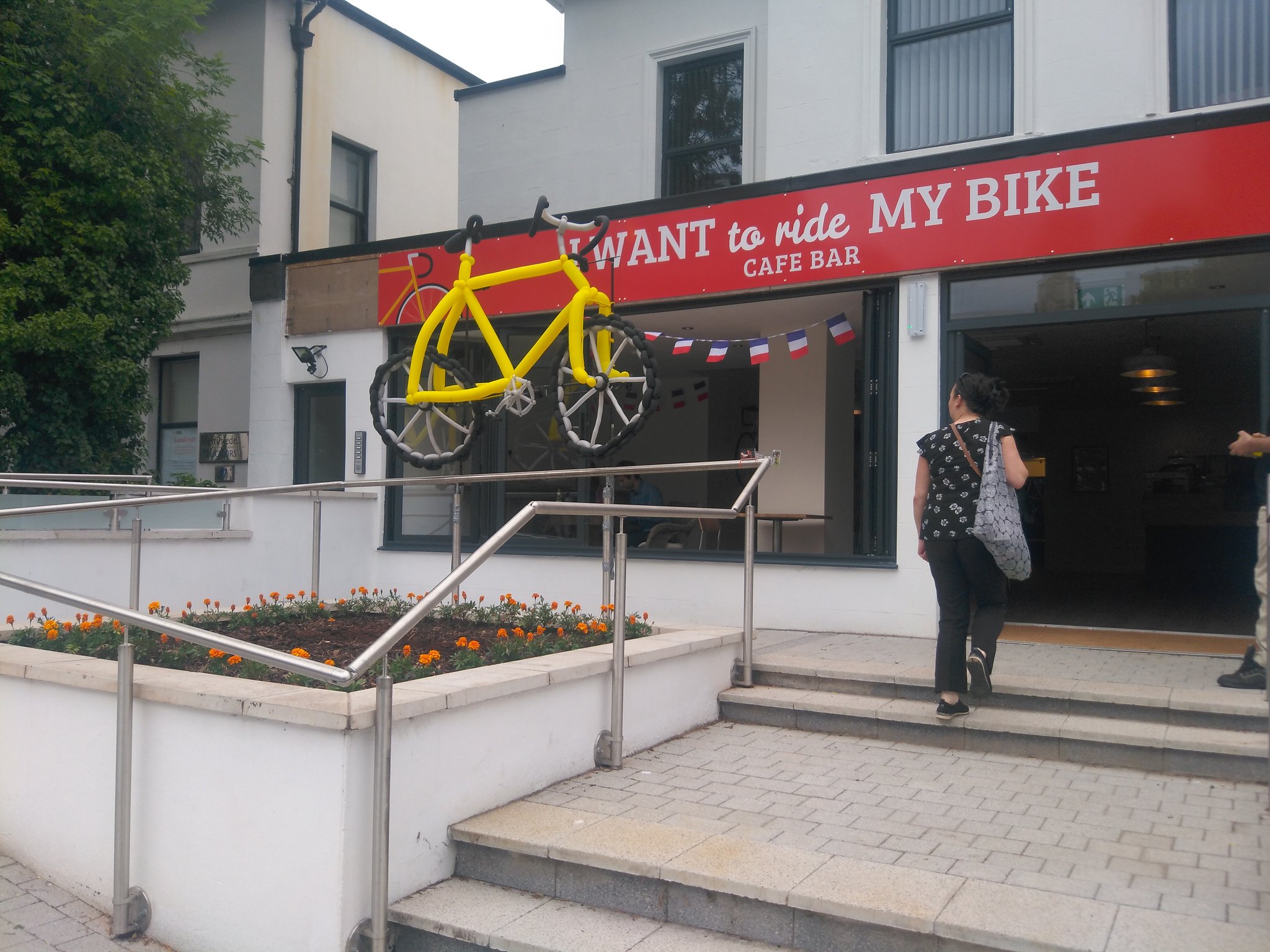 Ride my bike cafe hotsell