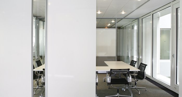 MiBiLtd's tweet image. #Operable walls can divide space and return it to its original layout at will 
ow.ly/RK1I30day7i