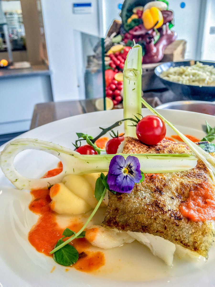 Karol Mart Penteado tweet media