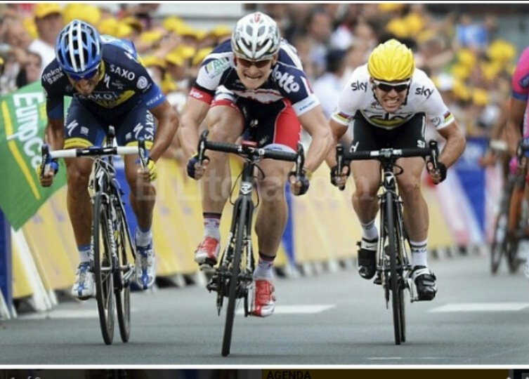 Recuerdos TDF 2012  <a href="/eljotahaedo/">juan jose haedo</a> <a href="/AndreGreipel/">Andre Greipel</a> <a href="/MarkCavendish/">Mark Cavendish</a>.  Gracias Jota👏👏👏